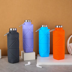 700ml Collapsible & Reusable Silicone Water Bottle – Leakproof Portable Cup for Outdoor Camping, Hiking, Gym, Yoga & Fitness Sports